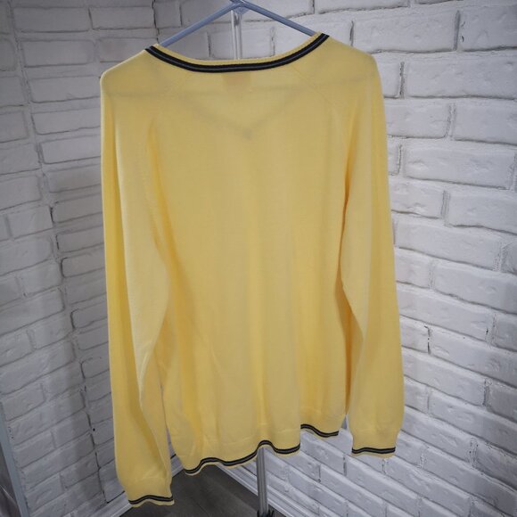Brooks Brothers Men's Size XL Yellow Lightweight V-neck Sweater - Picture 2 of 9